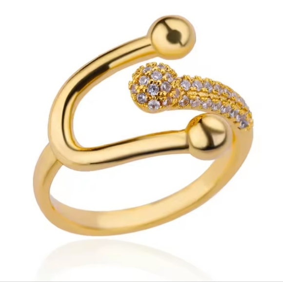 U Link Luxury 18k GP Stainless steel Zircon Ring - Picture 4 of 4